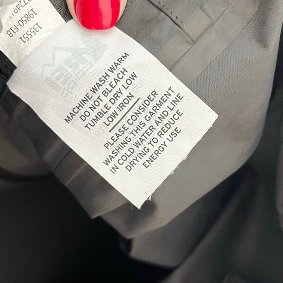 REI Co-op GTX Rain Jacket Womens Small Black Hooded Outdoor Hiking Camping - Picture 13 of 13